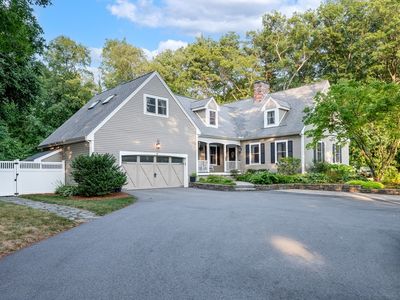 4 Dicarlo Rd