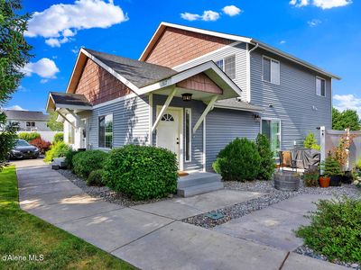 1317 N Forsythia Cir