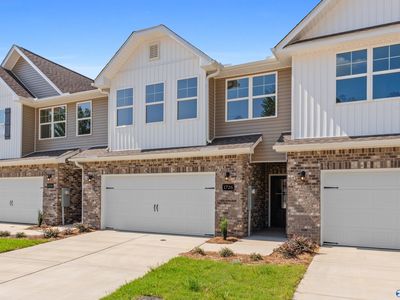 1726 Stampede Cir SE