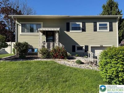 812 Faith Dr
