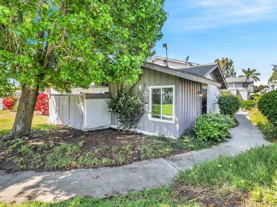 3441 Seabreeze Walk