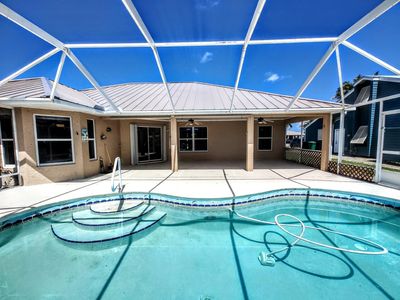 852 SE Seahouse Drive