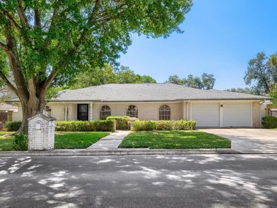 6018 Woodwick Dr