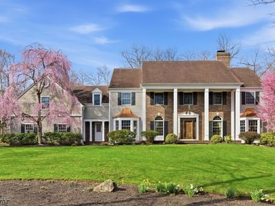 3 Lockwood Dr