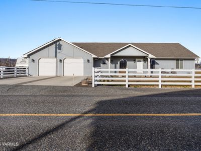 2908 La Framboise Rd