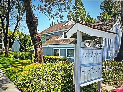 1036 Sea Breeze Dr #4