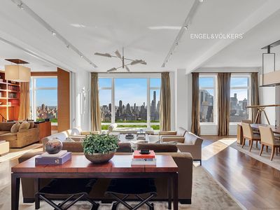 15 Central Park W APT 34C