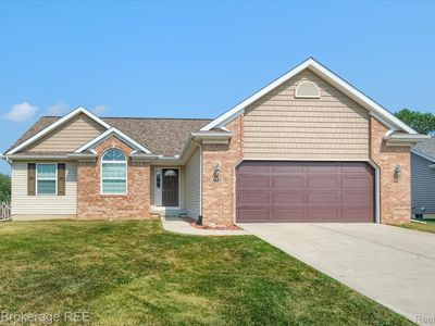 1437 Pondview Dr