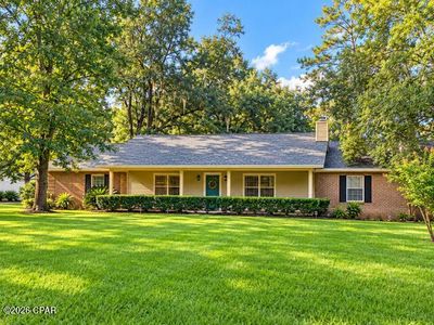 4662 The Oaks Dr