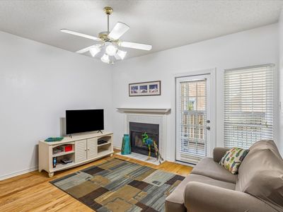 1601 Marsh Ln APT 208