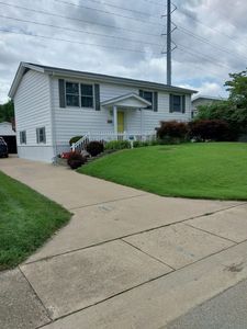 415 Southampton Dr