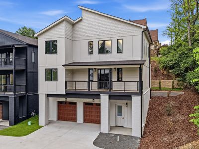 401 Druid Ln