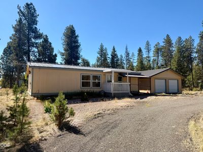 Property at 17131 Helbrock Dr, Bend, OR