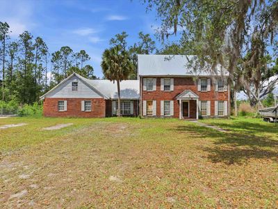1201 Hughes Ln