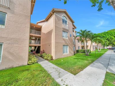 15770 SW 106th Ter APT 106