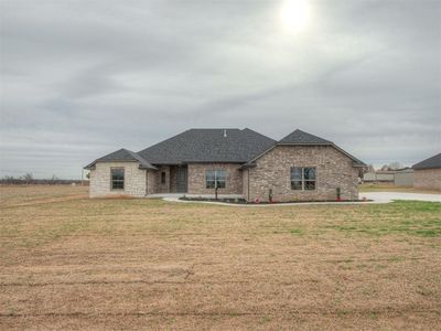 8561 Oak Tree Cir