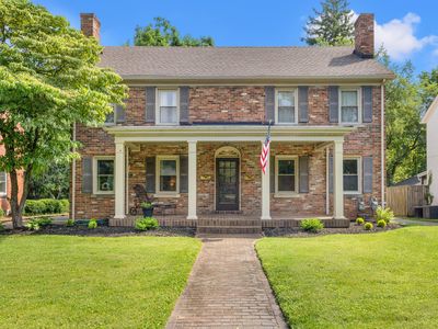 1821-1823 Carolyn Dr