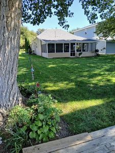 16 NE Cove Dr #9