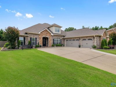 25 Bannut Ct SW