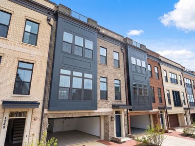 1249 Hillgate Pl #102