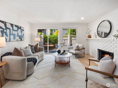 957 12th Street NE #1009