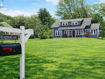 85 Hopkins Ave