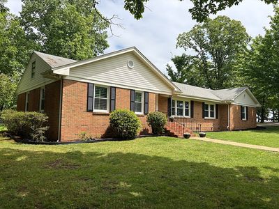 302 Massey Ln