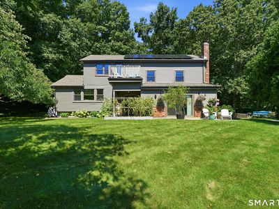 11 Falls Circle