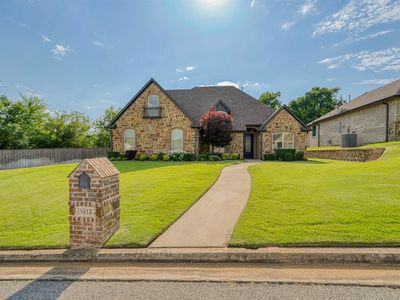 1613 Olympic Dr