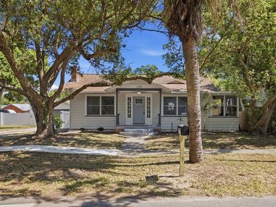 1235 Idlewild Dr