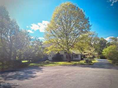 151 Woodsedge Dr