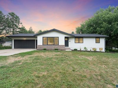 2801 W Delrich Dr
