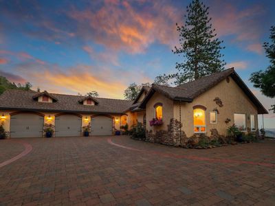 19300 Mountain Maple Rd