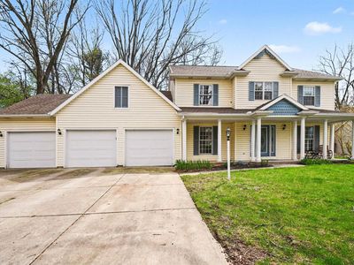 17440 Farmington Square Rd