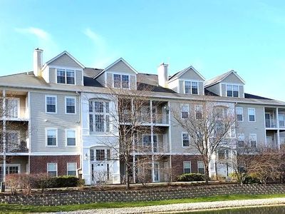 3333 Stratford Ct Unit 3F