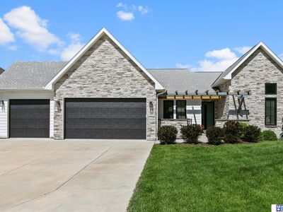 4505 Hawthorne Dr
