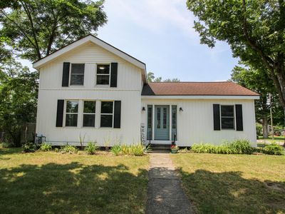 422 Maple St
