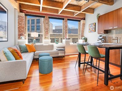 1408 12th Avenue #211