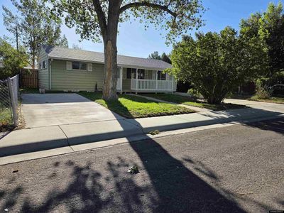 1343 Fremont Ave