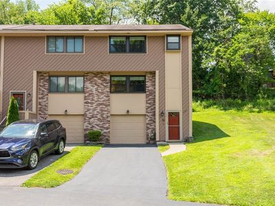 3125 Laurel Ridge Cir