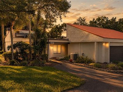 108 CAPRI COURT N