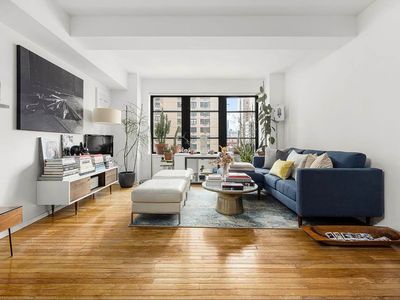 43 W 61st St APT 10F
