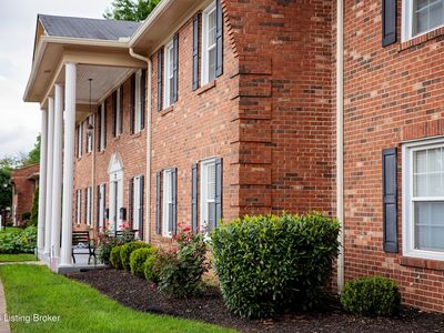 4825 Westmar Ter Unit 202