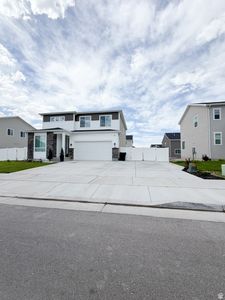 472 W Gallup Ln
