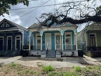 1914 Elysian Fields Ave