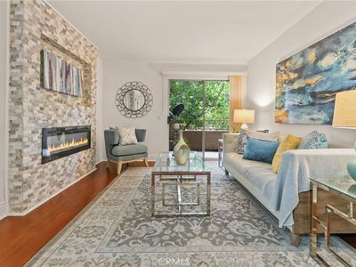 2550 San Gabriel Way UNIT 202