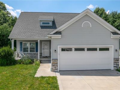 10921 Fox Den Cir