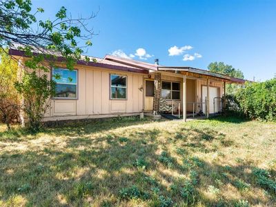 101 Candelaria Drive