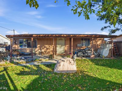 Property at 130 E Sims Rd, Brentwood, CA