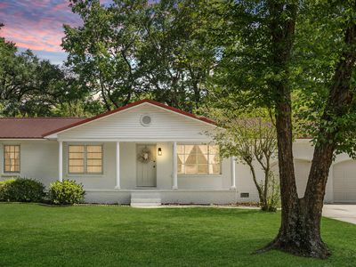102 Arbor Rd